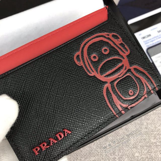 prada卡包 普拉達專櫃最新聖誕限量款系列 1MC208 PRADA女士短款卡包  pyd2101